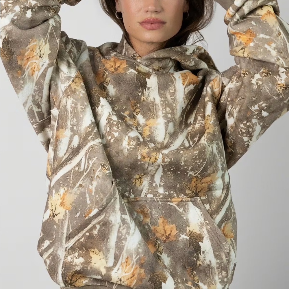 NIB Comfrt Camo Hoodie in Adirondack. Sz Medium!